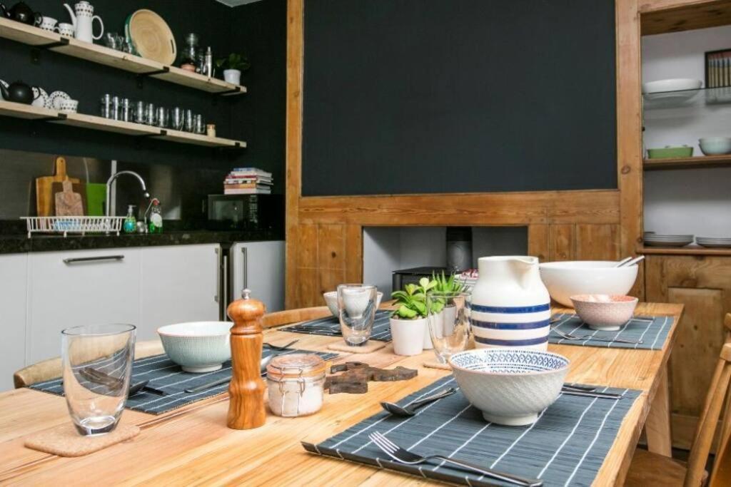 Steadfast Apartment Deal Luaran gambar